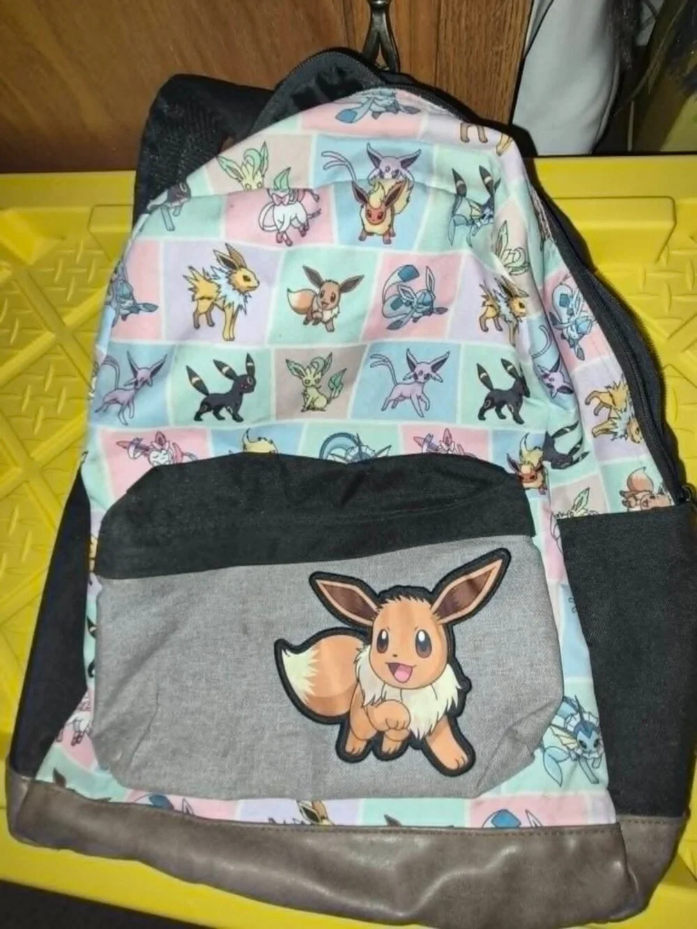 Bioworld Pokémon Eevee Evolutions Backpack